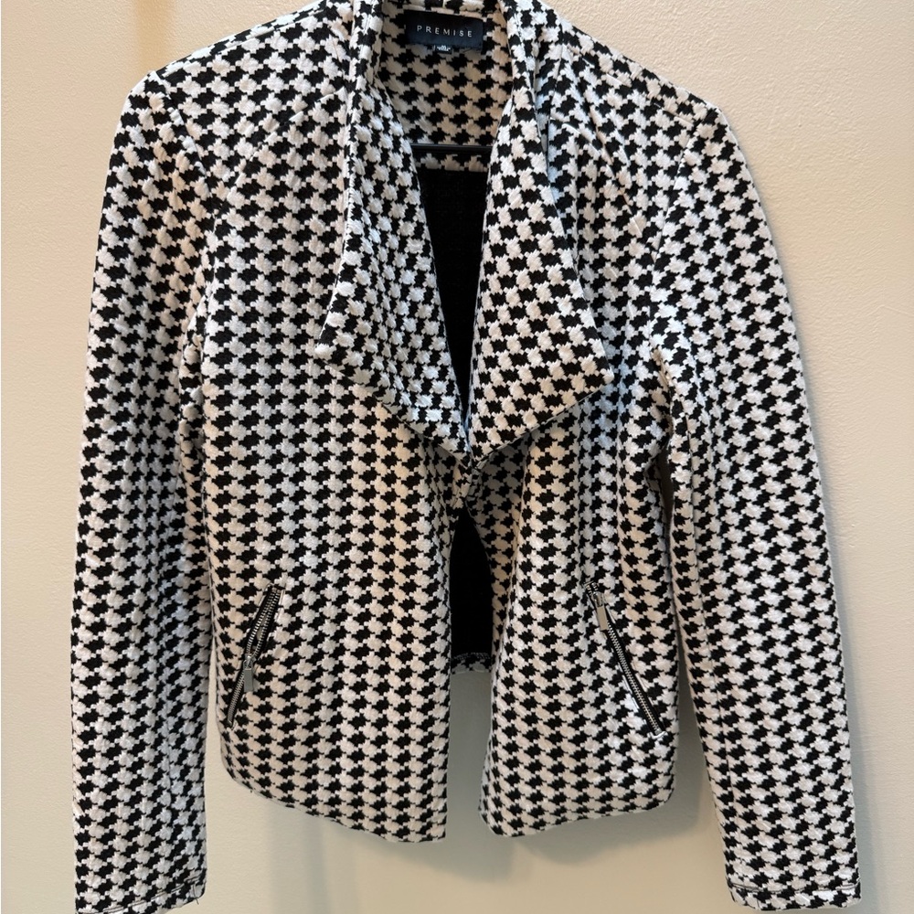 Premise Houndstooth Black and White Blazer